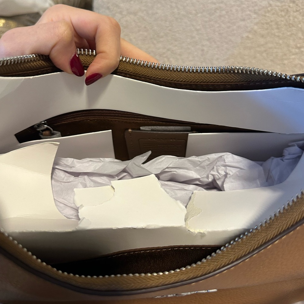 NWT! Coach Teri Hobo Bag # CJ517 - Picture 14 of 16